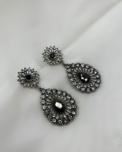 گوشواره مجلسی فول نگین زنانه Tosh