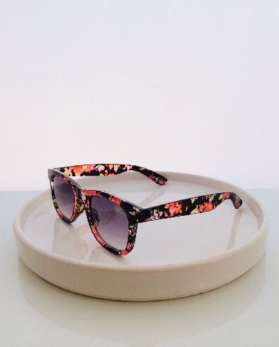 عینک قالب طرح دار زنانه Accessories