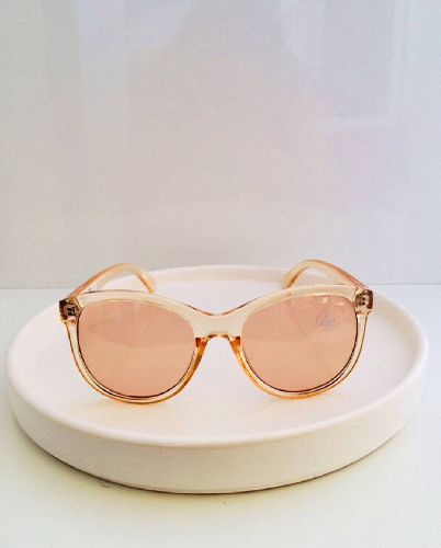 عینک پروانه ای فریم شفاف زنانه I am