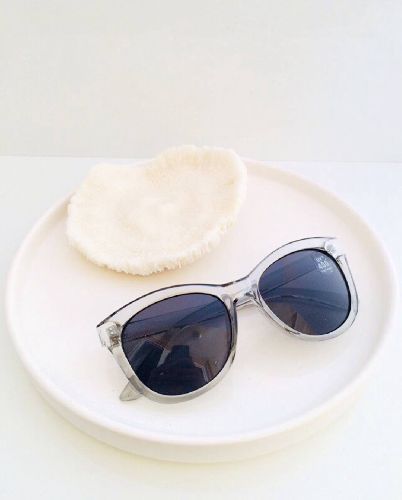 عینک پروانه ای فریم درشت زنانه Accessories