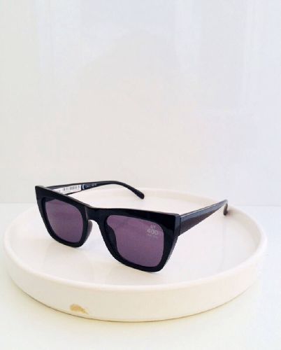 عینک گربه ای زنانه I am