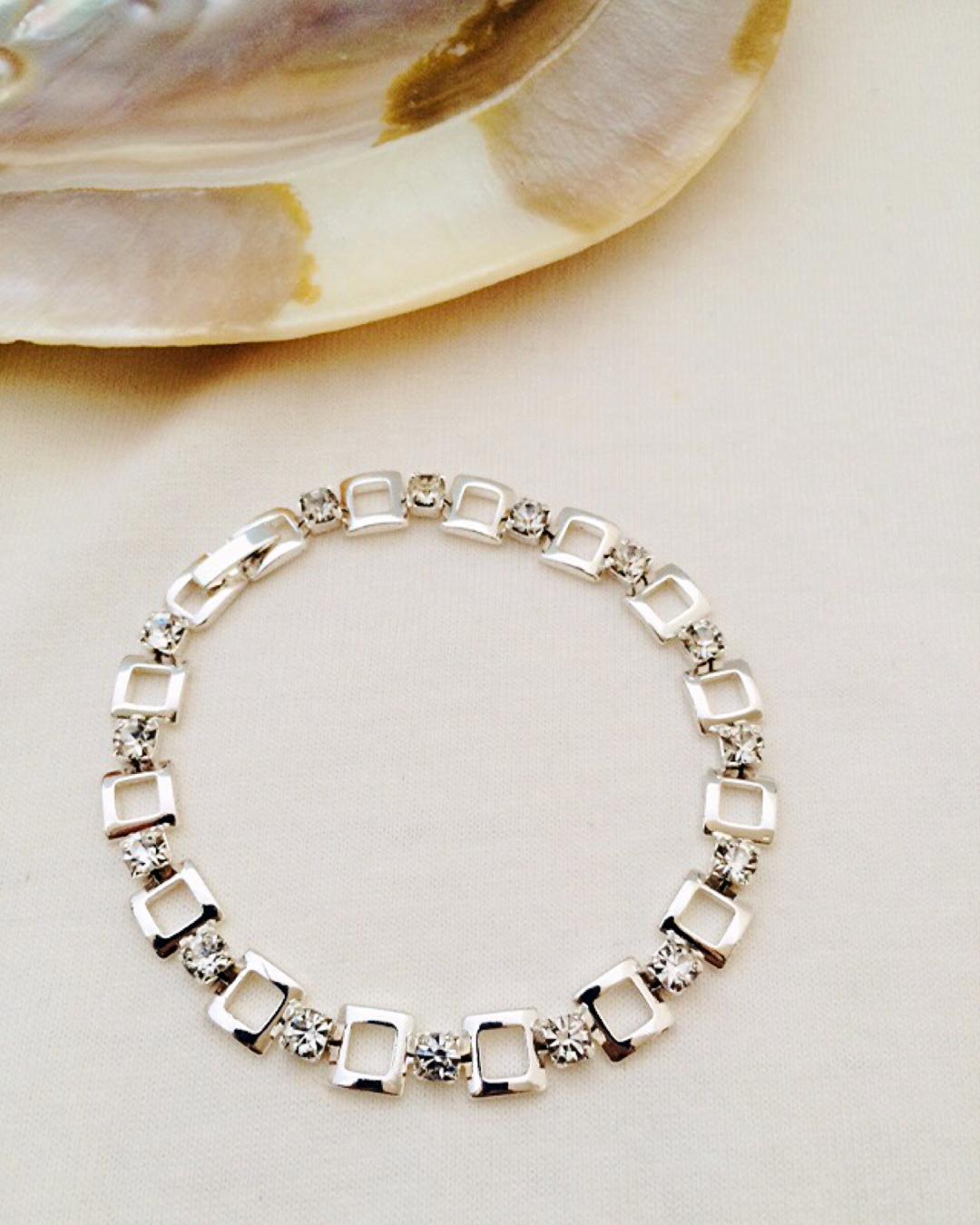 دست بند تركيبى اسپرتح زنانه Tosh