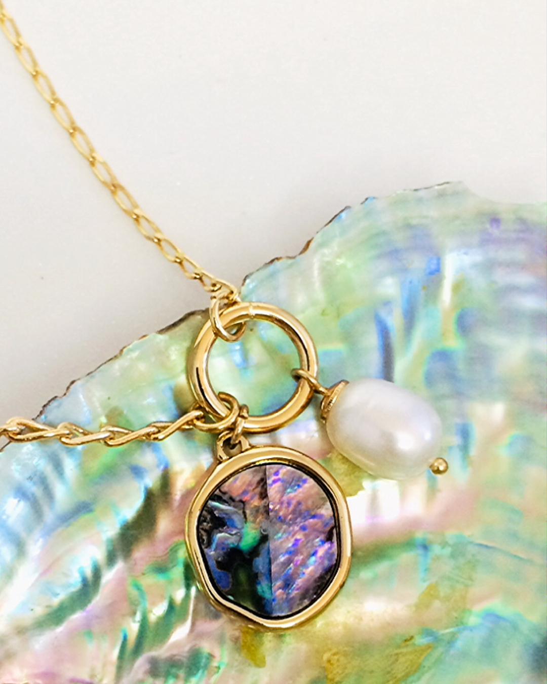 گردنبند اويز صدف و مرواريد زنانه Tosh