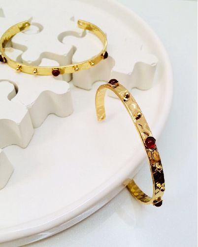 دست بند بنگل زنانه Tosh