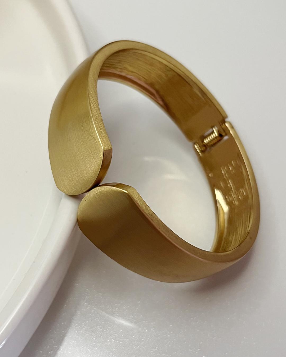 دست بند بنگل مات زنانه Tosh