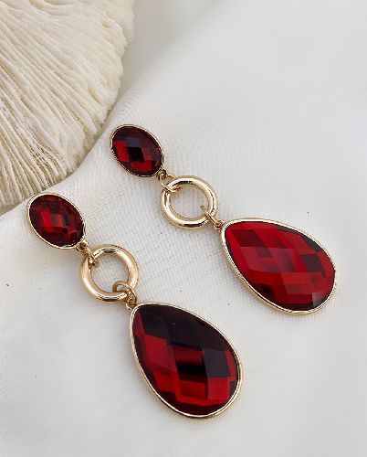 گوشواره میخی مجلسی زنانه Tosh