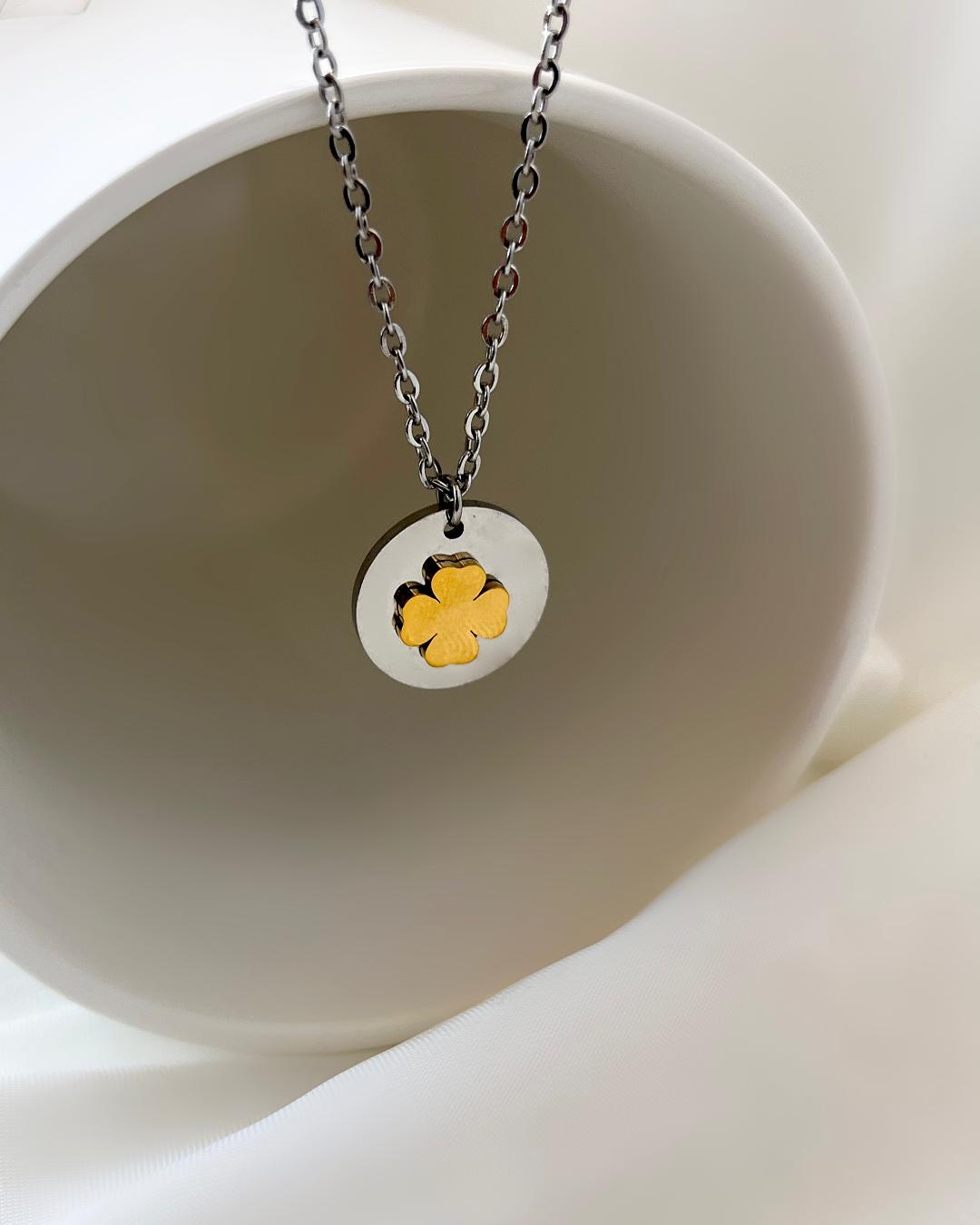 گردنبند شبدر زنانه Parfois