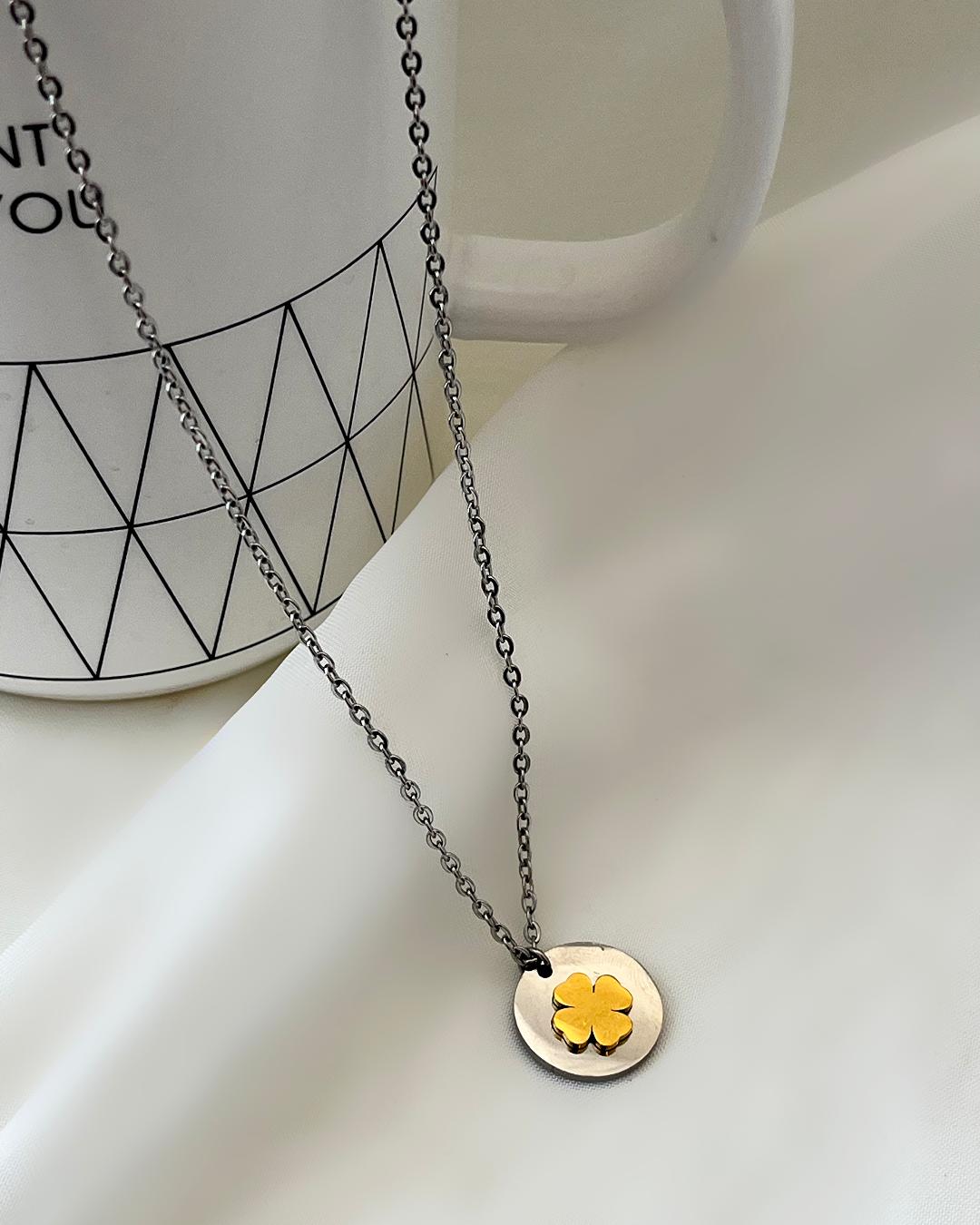 گردنبند شبدر زنانه Parfois