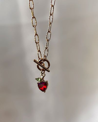 گردنبند قلب توت فرنگی زنانه Accessories