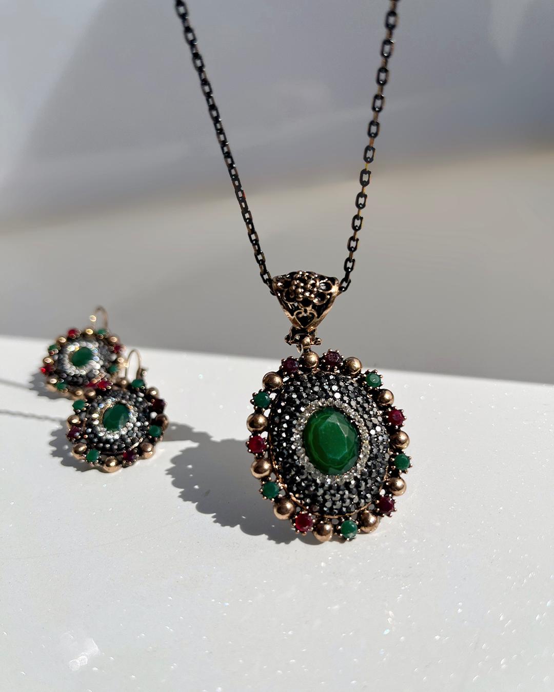 ست بدلیجات قلم کاری فول نگین زنانه Accessories