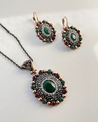 ست بدلیجات قلم کاری فول نگین زنانه Accessories