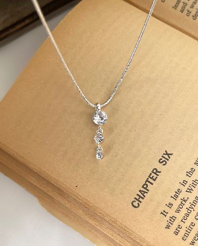 گردنبند طرح الماس زنانه Accessories Free نقره ای