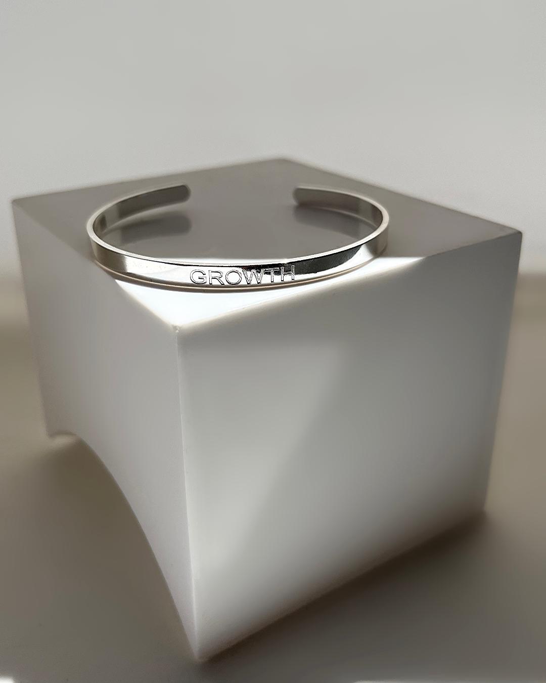 دست بند بنگل GROWTH (رشد) زنانه SIX