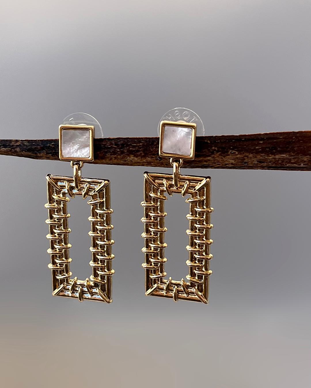 گوشواره مجلسی زنانه Tosh