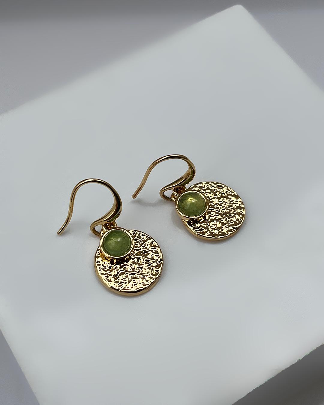 گوشواره چکشی نگین سبز زنانه Tosh