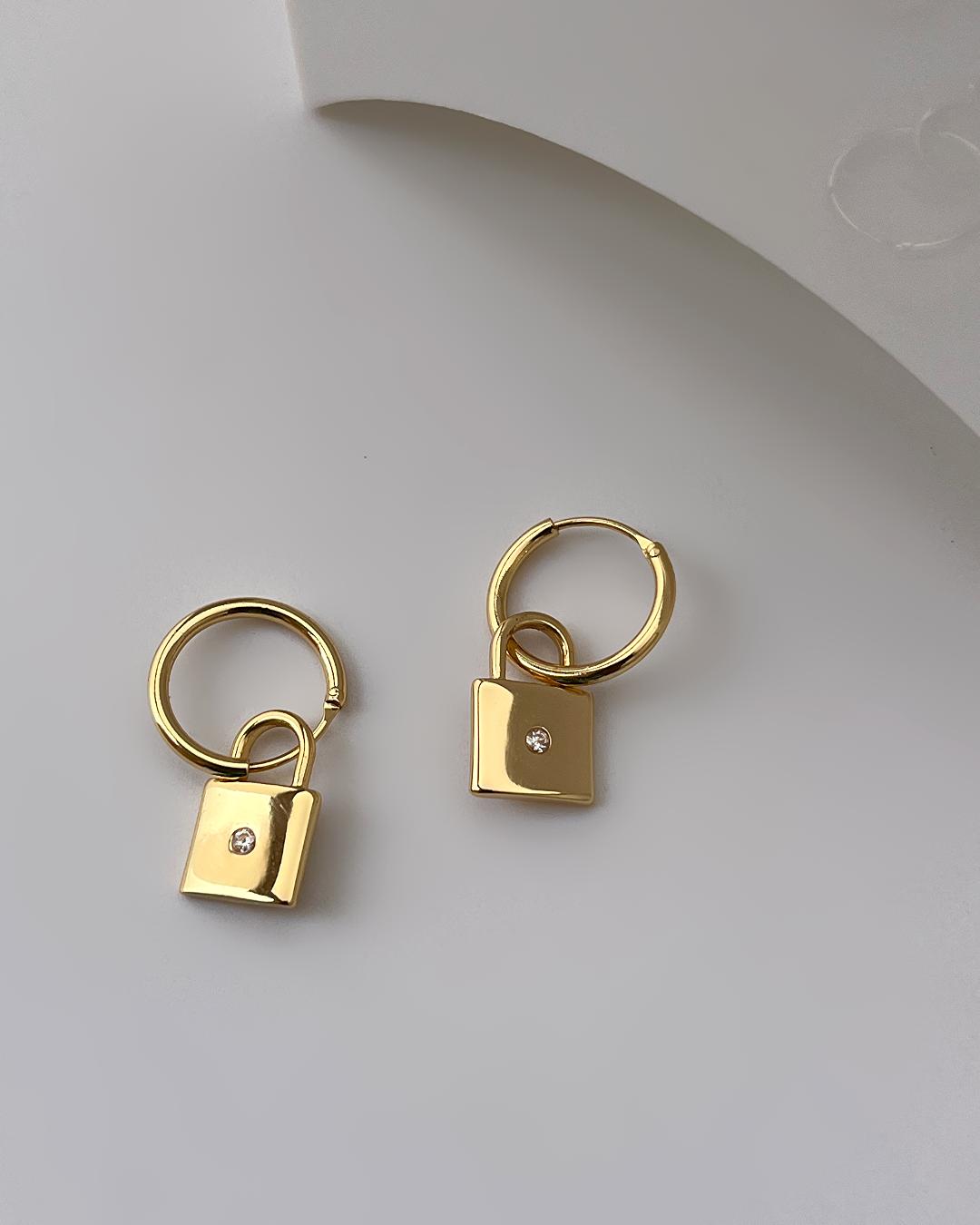 گوشواره قفل زنانه Tosh