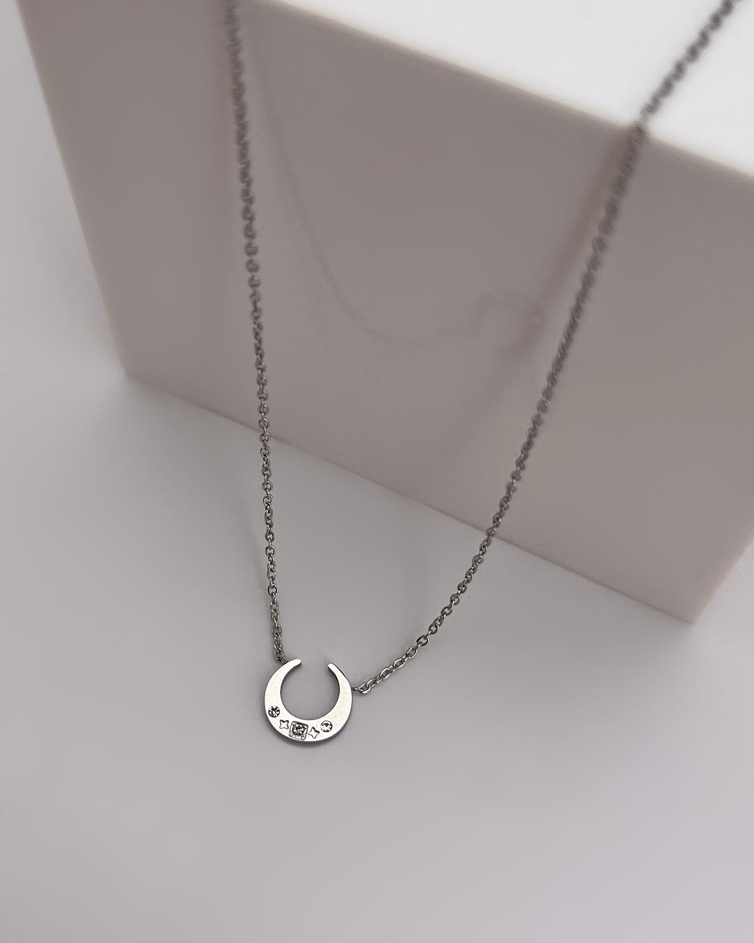 گردنبند استیل ماه زنانه Parfois