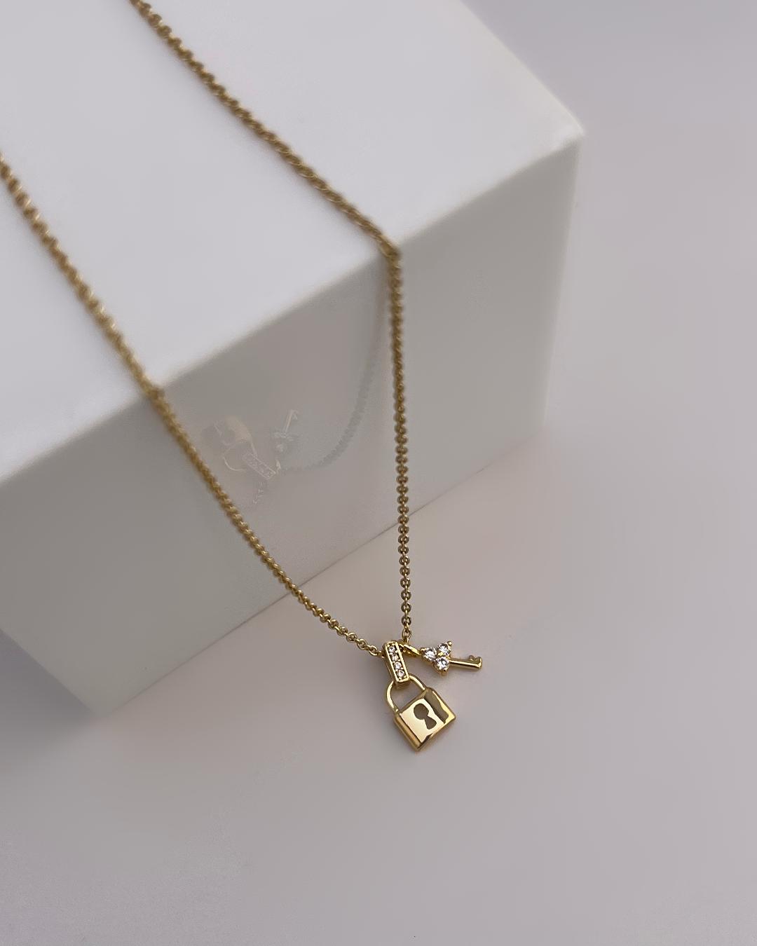 گردنبند کلید و قفل زنانه Six