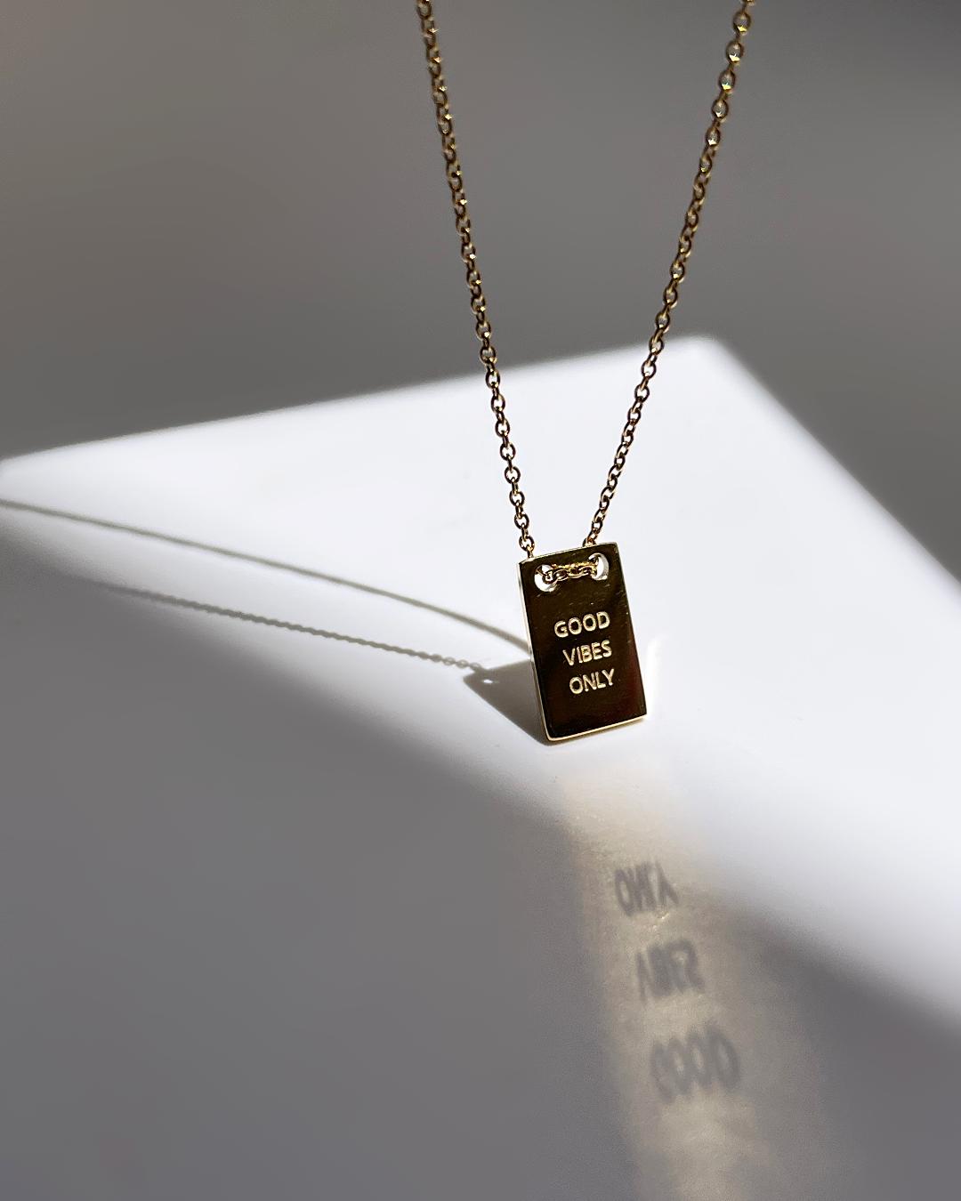 گردنبند پلاک دار زنانه Tosh