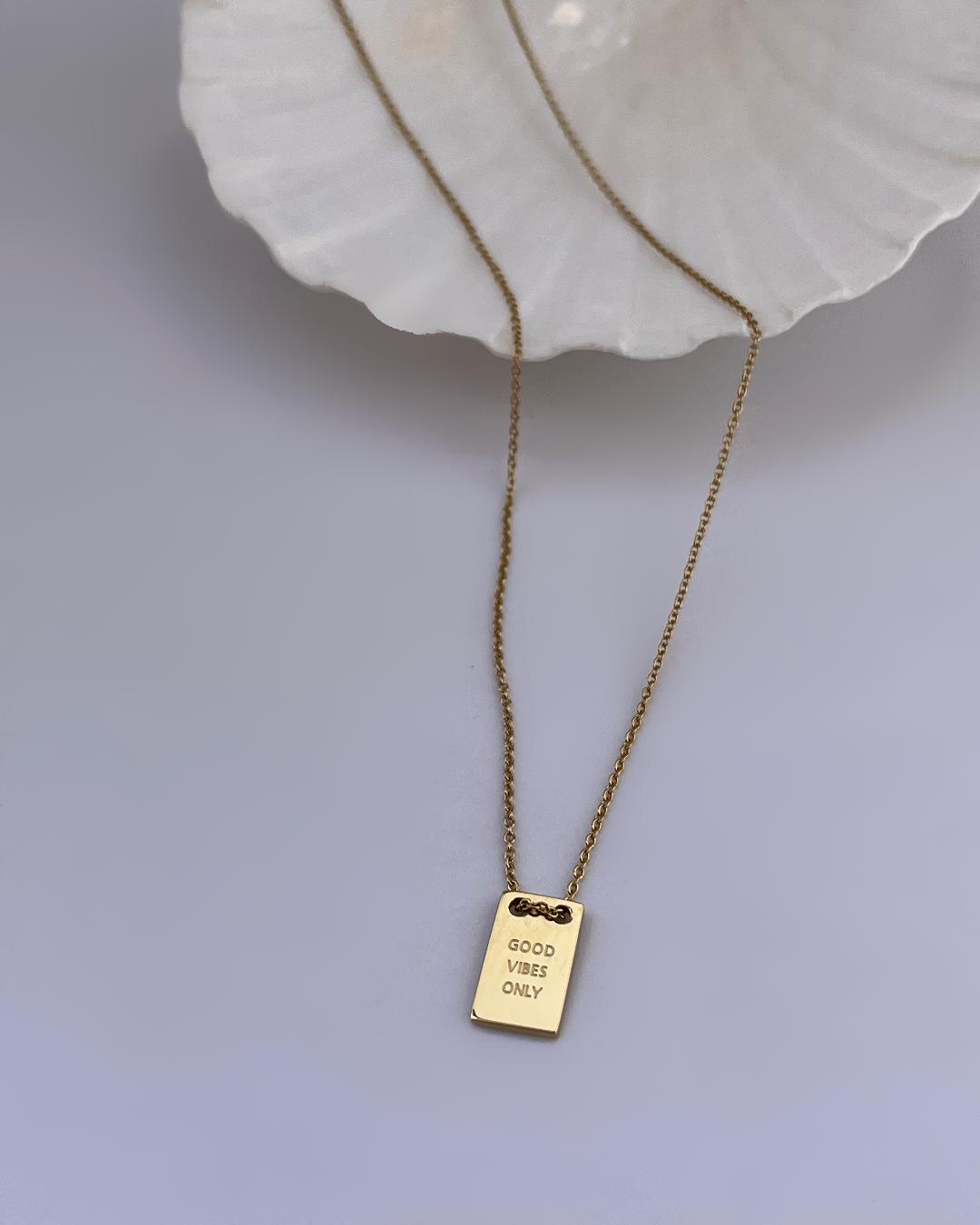 گردنبند پلاک دار زنانه Tosh